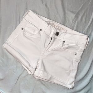 American Eagle White Shortie